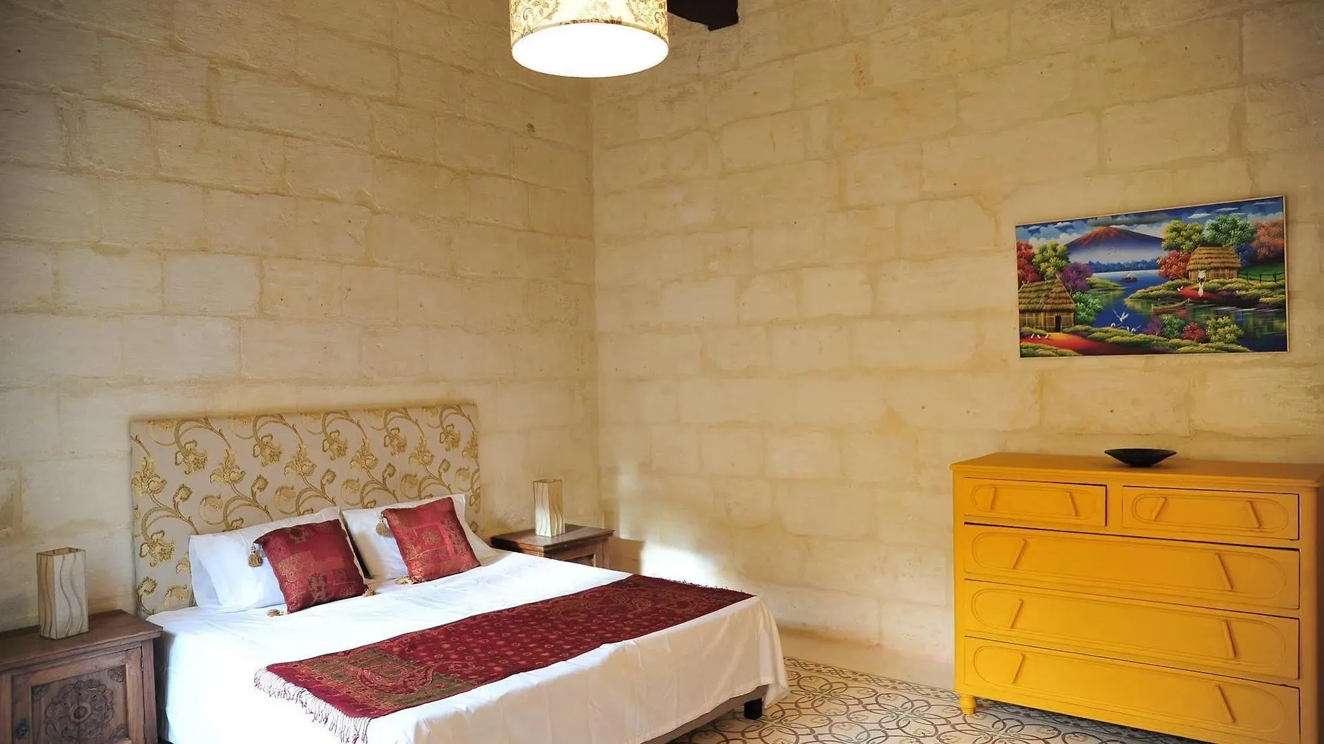 The Stonehouse Bed & Breakfast Saint Julian's 3*,